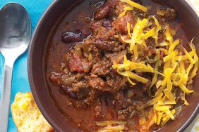 med102699_0307_chili.jpg